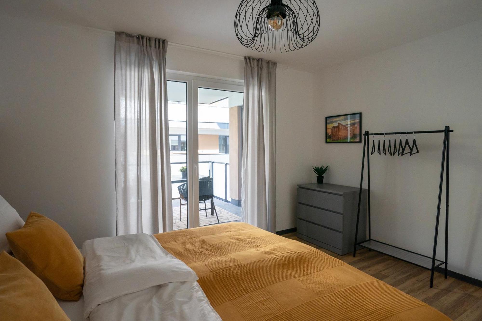 Reitz - Apartment I Zentrale Lage I Stellplatz I 55Qm I 2 Zimmer I Kueche I Bad I Terrasse Bad Hersfeld Exterior photo