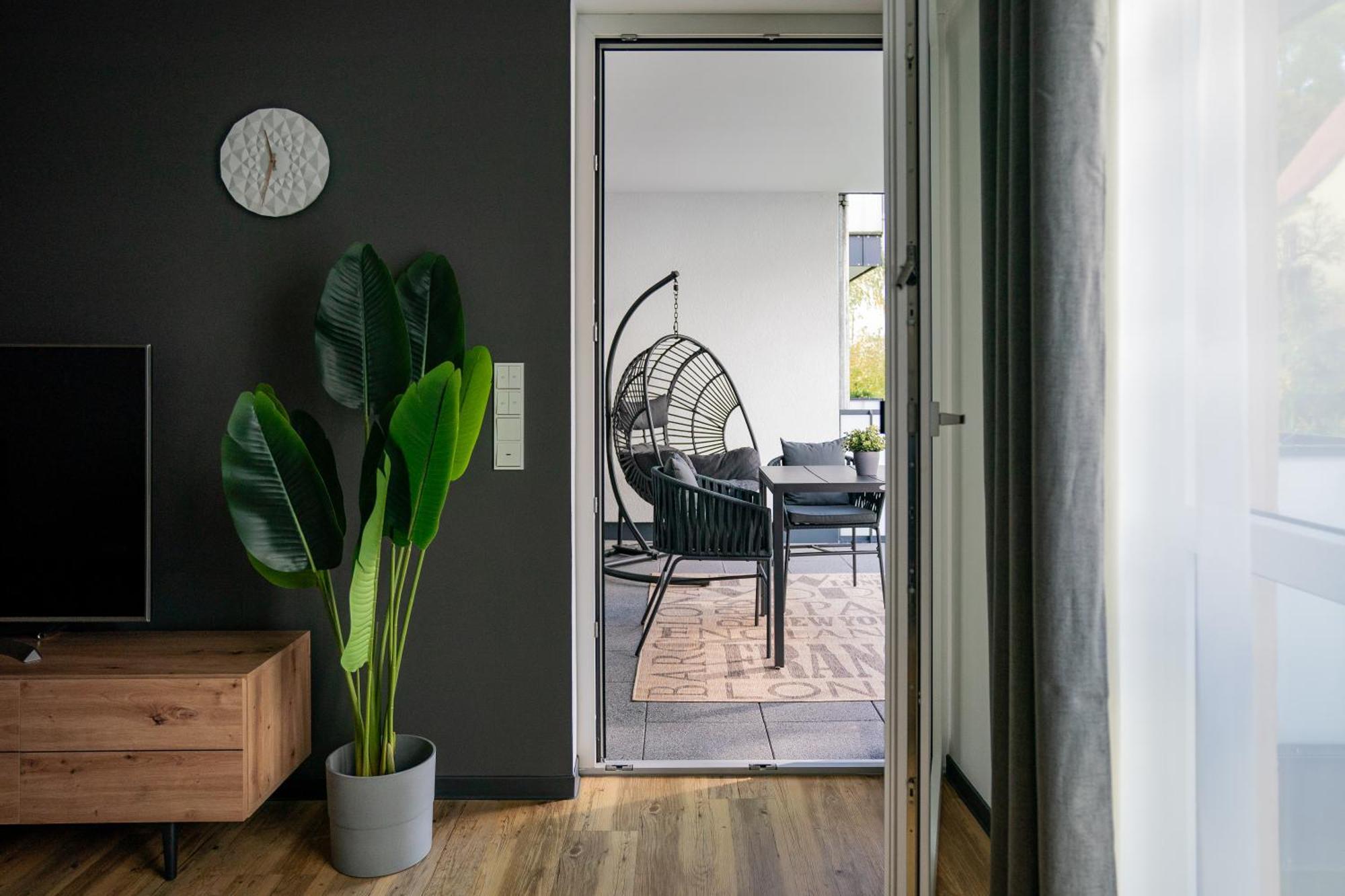Reitz - Apartment I Zentrale Lage I Stellplatz I 55Qm I 2 Zimmer I Kueche I Bad I Terrasse Bad Hersfeld Exterior photo