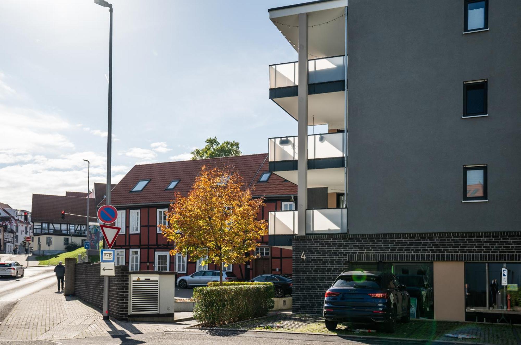 Reitz - Apartment I Zentrale Lage I Stellplatz I 55Qm I 2 Zimmer I Kueche I Bad I Terrasse Bad Hersfeld Exterior photo